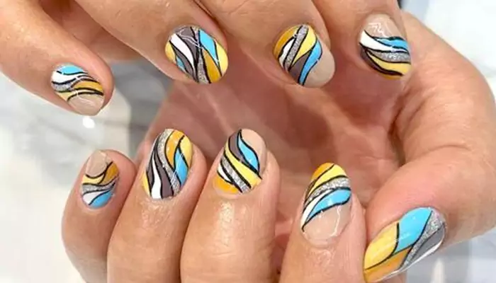 Get Nailed: The Lowdown on Mismatched Manicures - Your Ultimate Guide to the  Viral Nail Trend!