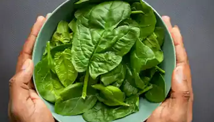 Green Powerhouse: Amazing Health Benefits of Spinach in Spring