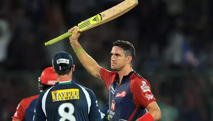 On This Day (Apr. 19): Pietersen Blasts 103* -- Chargers Crushed!
