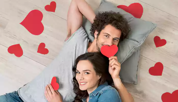 Five Signs That Show Your Romantic Partner is Slow Fading